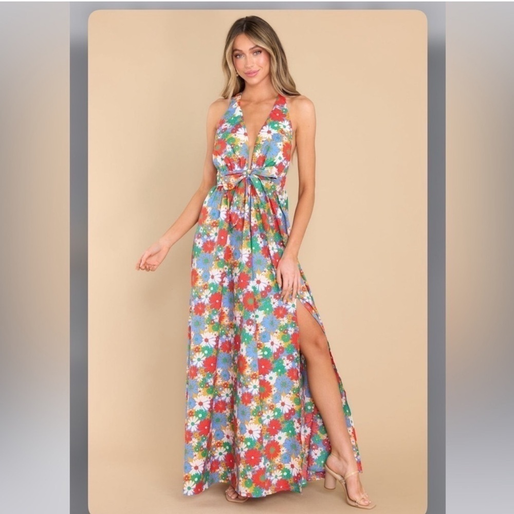 NWT Aakaa Red Dress Aakaa Multi Floral
Maxi Dress - Picture 2 of 11